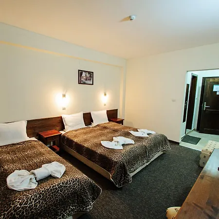 Hotel Dumanov 3*