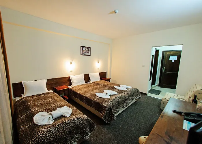 Otel Dumanov 3*